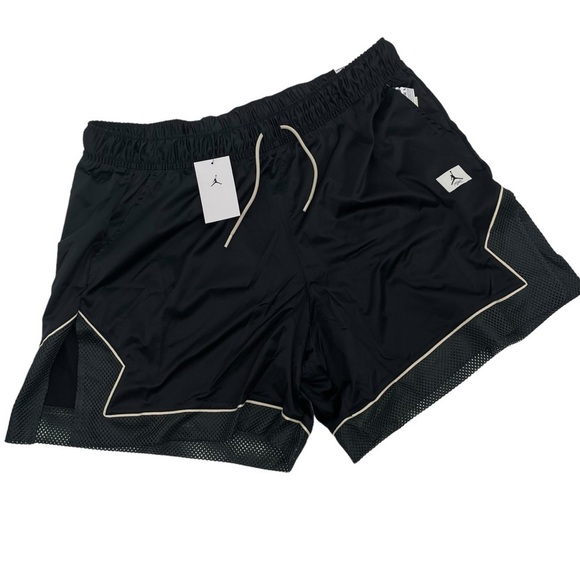 Nike Jordan Women’s Size 2X Black Diamond Loose Fit Athletic Shorts NWT - Picture 6 of 15